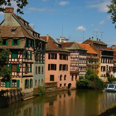 New ! Modern Renovated In The Heart Of ! Strasbourg